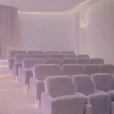 花魁榜第三名的薄雾剧场座位意象封面